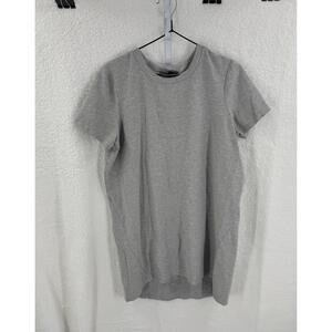 Under Armour Gray Short Sleeve Crew Neck T-Shirt  CoverUp Size Medium‎